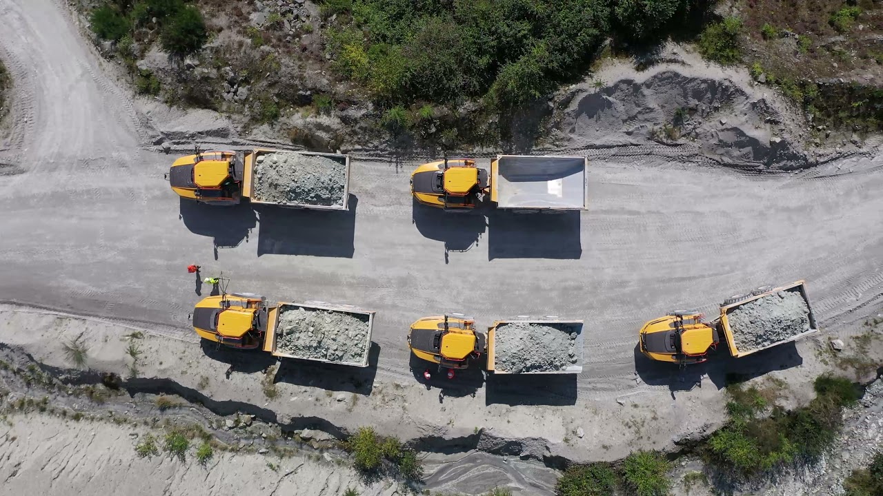 Working China Clay mine in Cornwall by Drone in This 4K