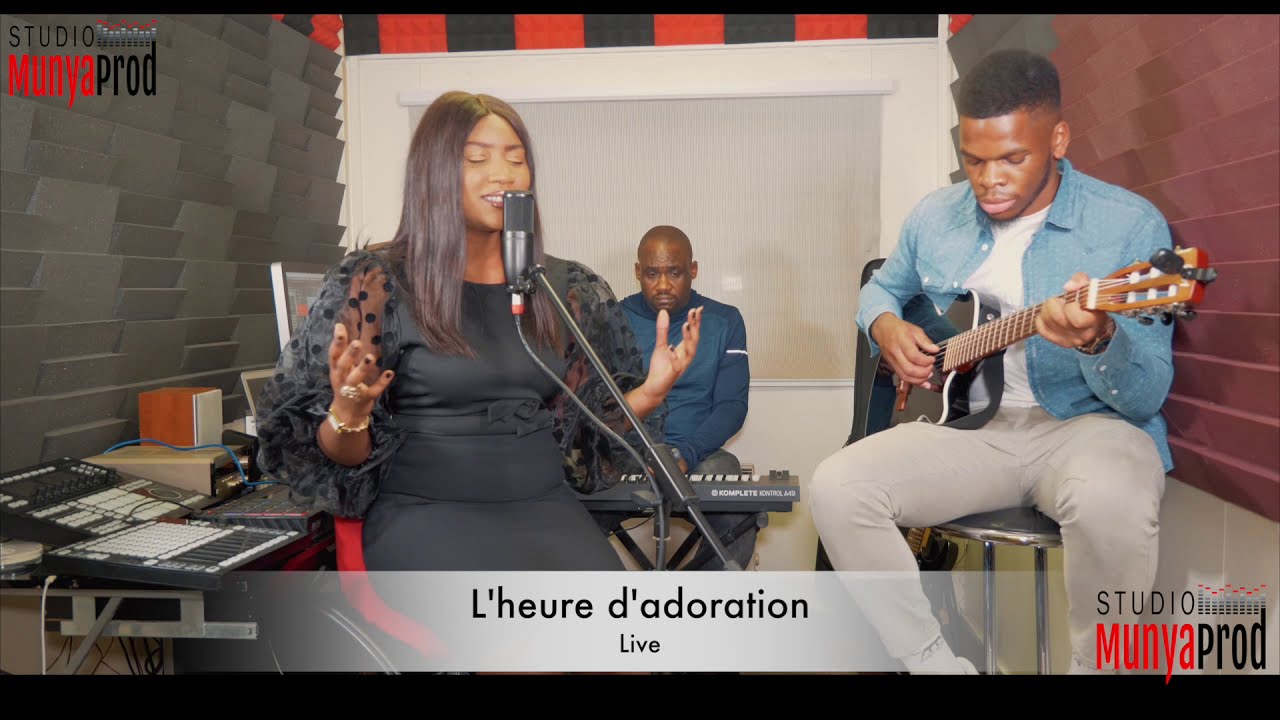 Dans ton sanctuaire/Dans tes parvis /Divin amour/Ma Richesse) Soeur Deborah Yale