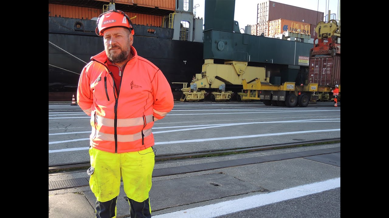 Lavorare in Porto - Lashing worker