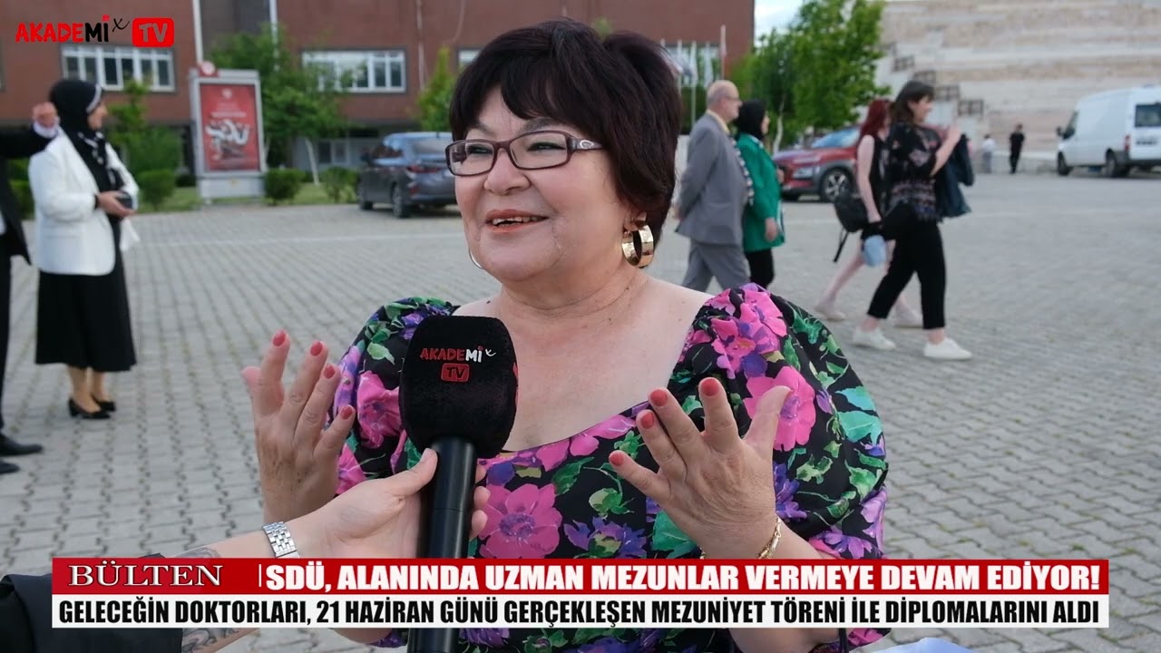 Bülten - SDÜ Tıp Fakültesi'nden Mezun Olan Hekimlerin Aileleri, Büyük Bir Gurur Yaşadı!