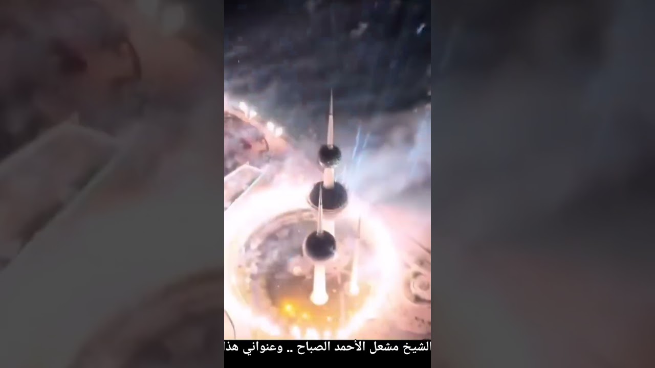 عنواني هذا البلد واسمي ولدها البار