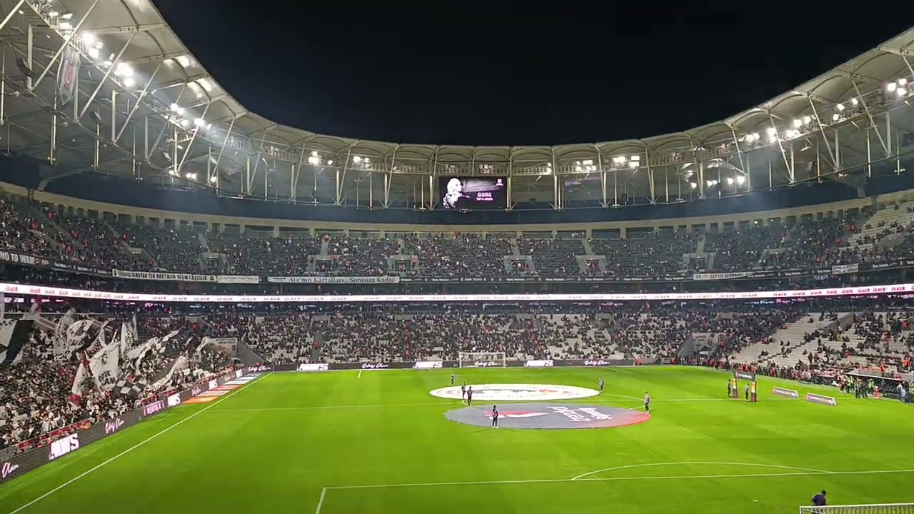 Güllü anısına İnönü stadı maç öncesi atmosfer 
