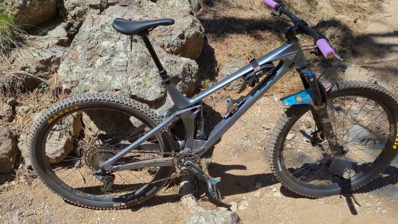 YT IZZO; 500 mile review.