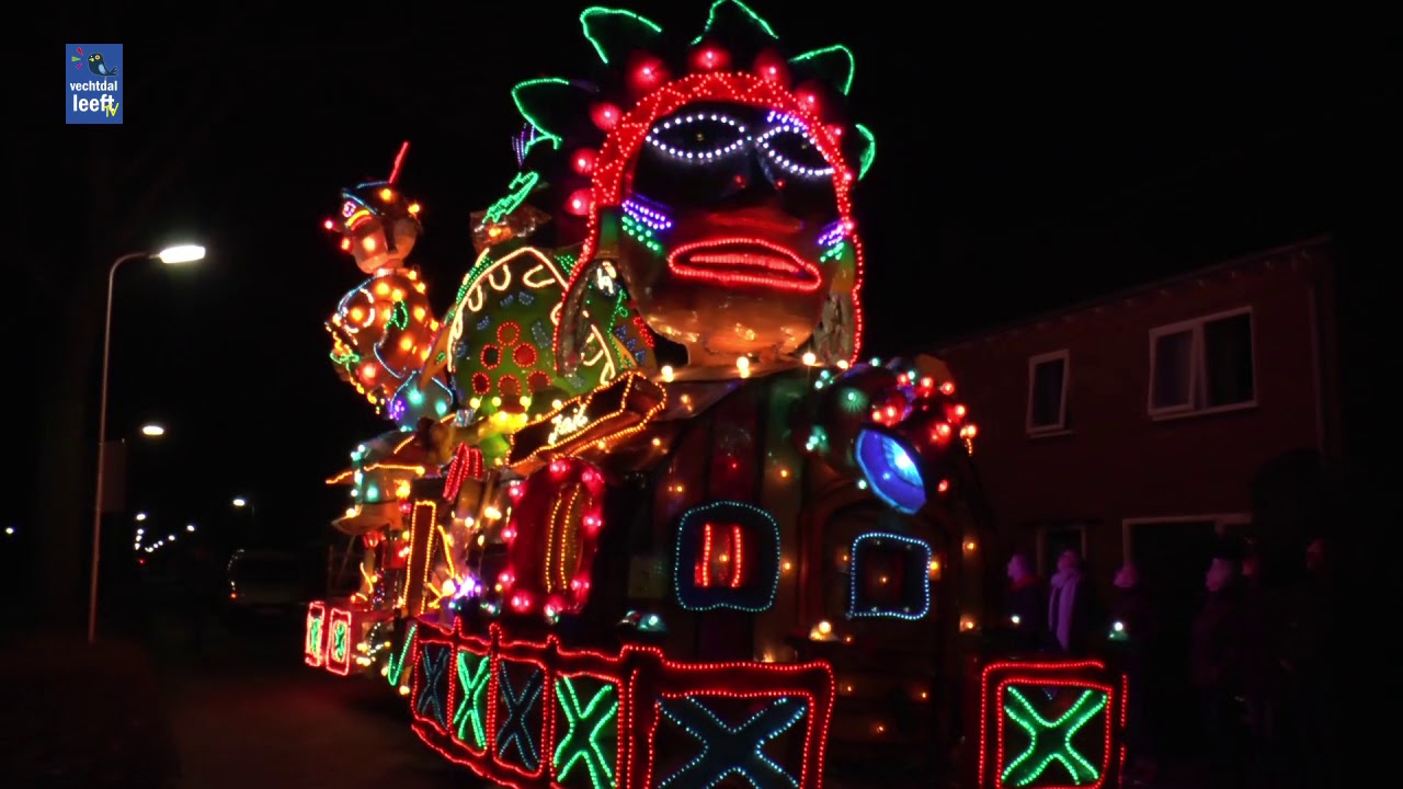 Multilight verlichte carnavalsoptocht in Sprokkeldorp Lemelerveld