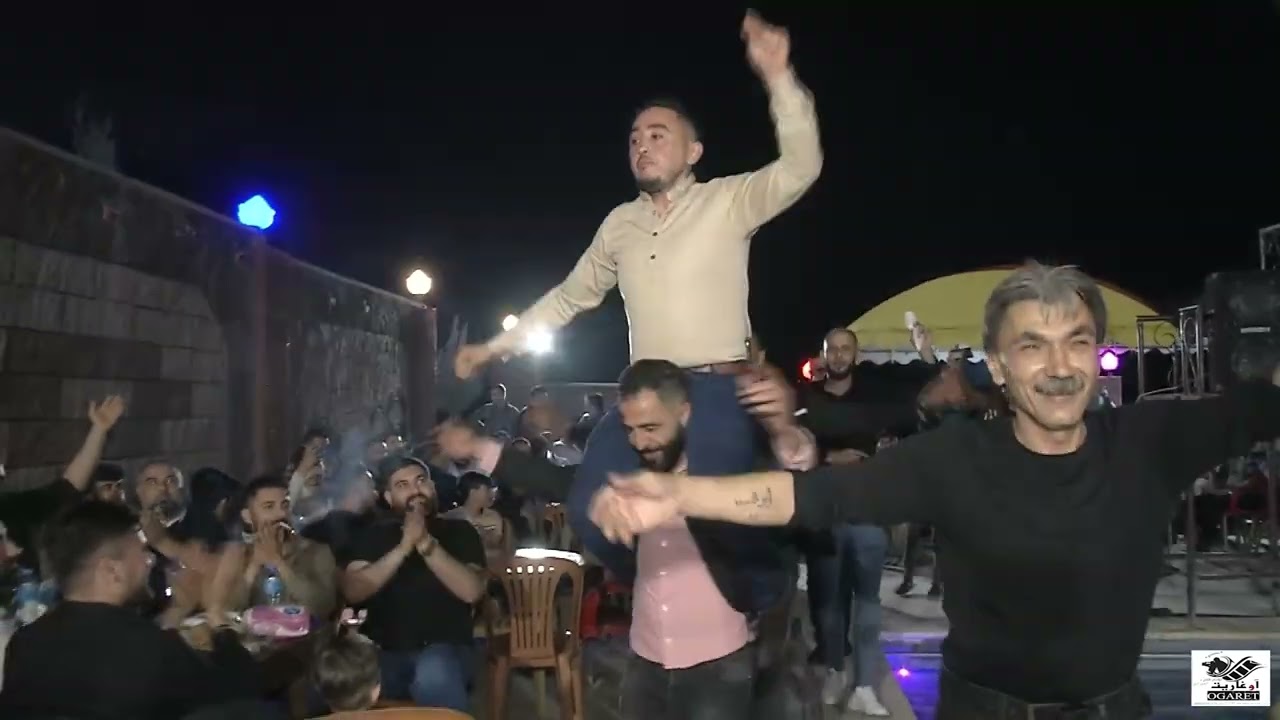 حفل زفاف العريس  ذكريا وليد تتو. استوديو اوغاريت.  مدينة جسر الشغور