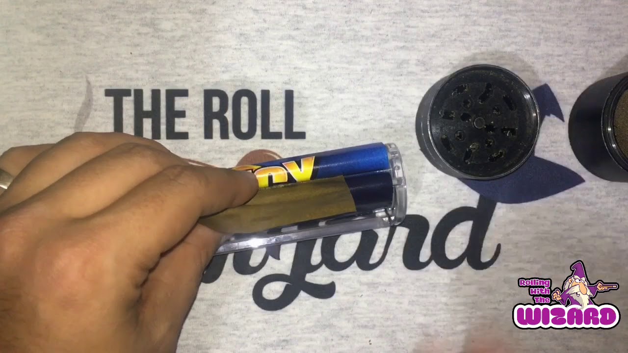 How to use a Juicy Jay Rolling Machine to roll a blunt (High Hemp Wraps Edition)