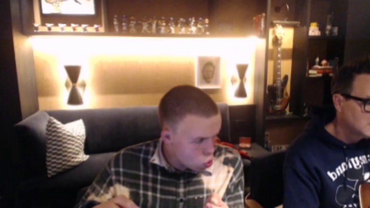 blink-182 - Apple Shampoo (by Mark Hoppus live acoustic on Twitch 04.04.2020)
