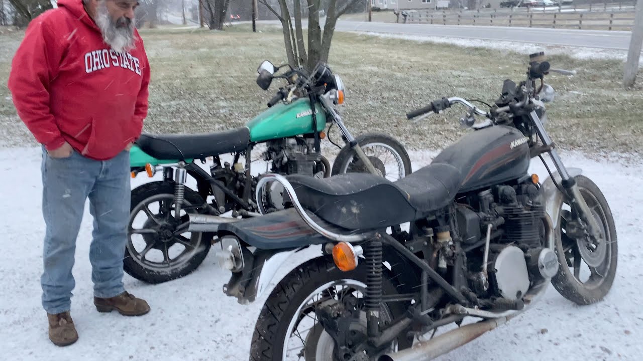 KZ1000A Что в игровом домике Johnny's Kawasaki KZ1000 LTD