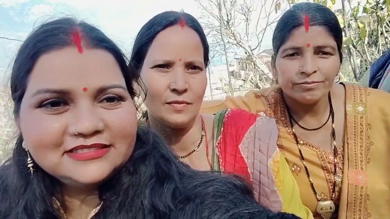 Aaj Gaye Ham mundan me tipri ll bhadu  ki daal Bhat ka Anand 🥰ll Babita Ranall Tehri Garhwal