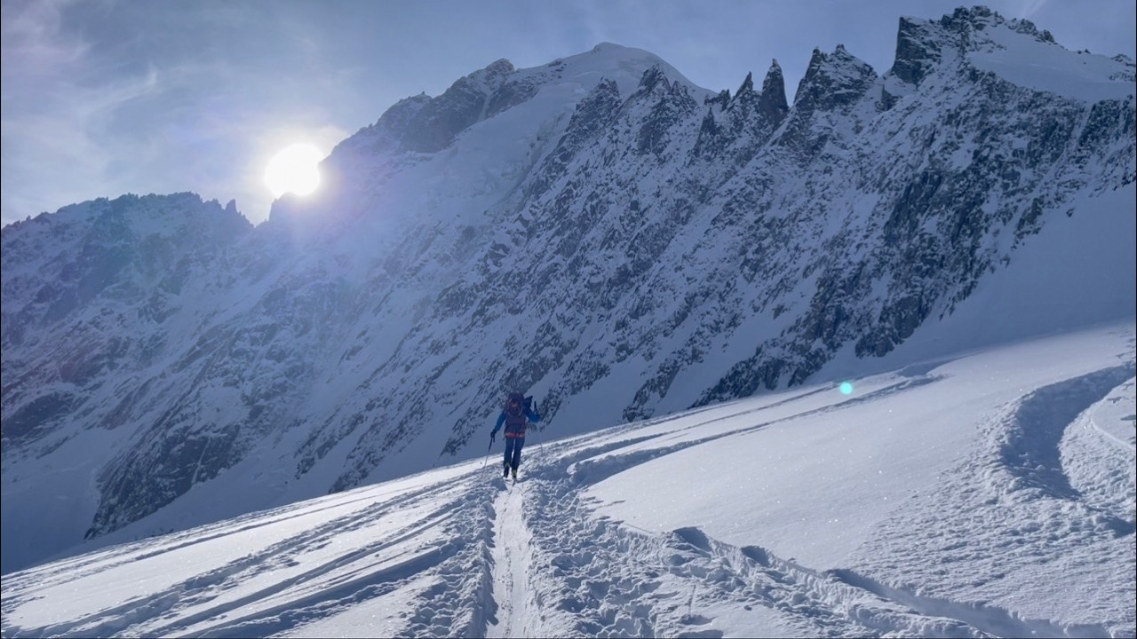 Pépite (TD-) on Aiguille Verte petite (3512 meters) – Chamonix Alpine Climbing