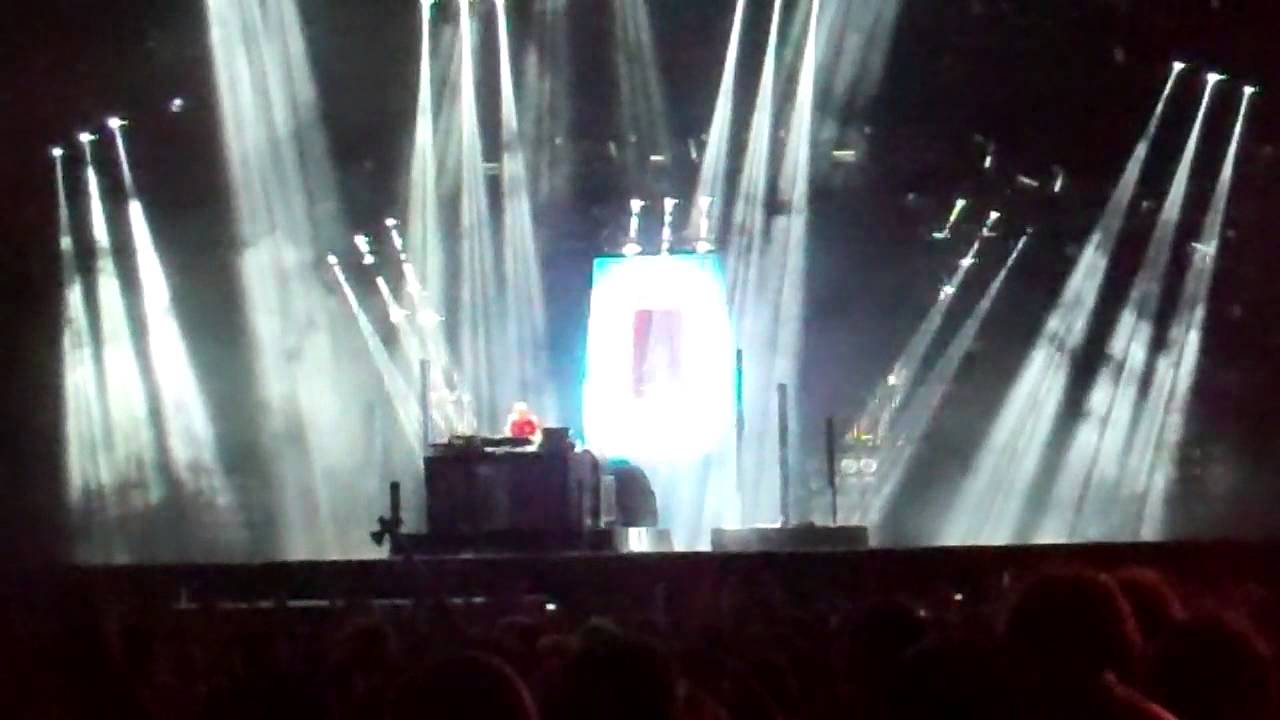 Paul Kalkbrenner - Live (Rock en Seine festival - 2013)