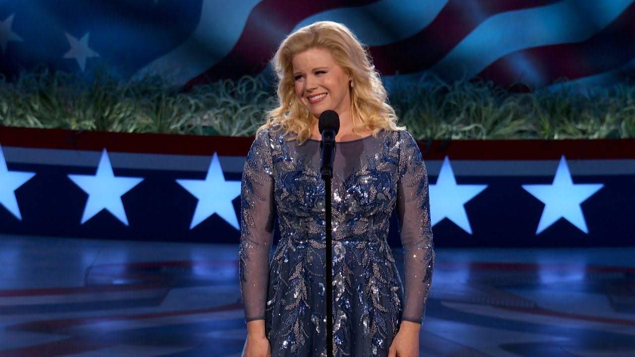 Megan Hilty Performs 