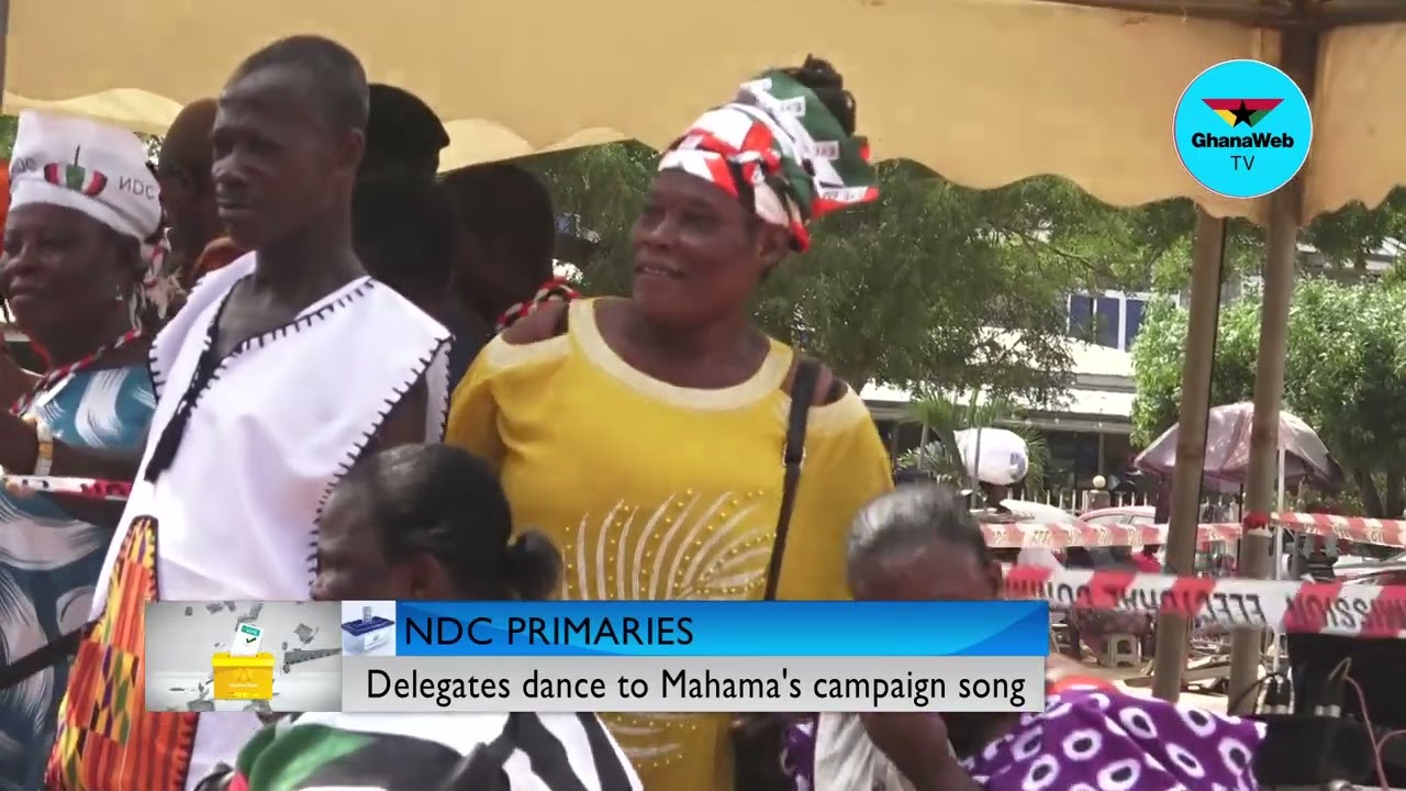 Amasaman NDC delegates dance to Mahama's campaign songs before voting