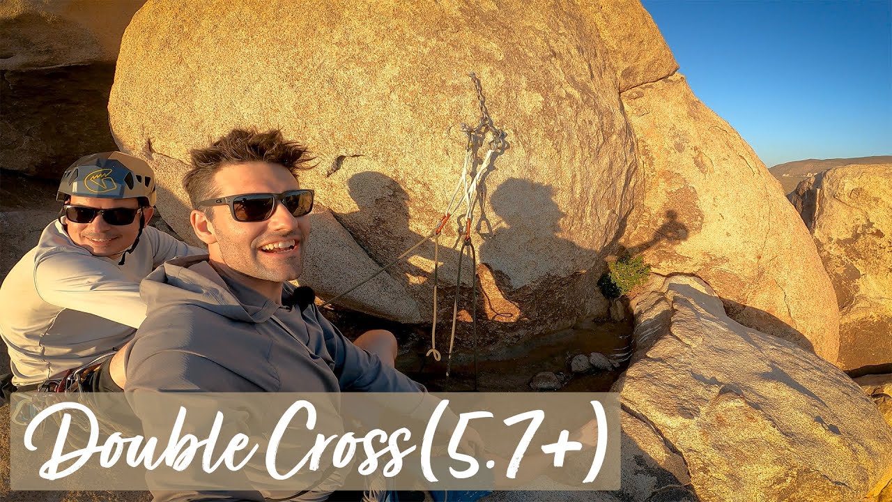 Rock Climbing Double Cross (5.7+) | Joshua Tree National Park