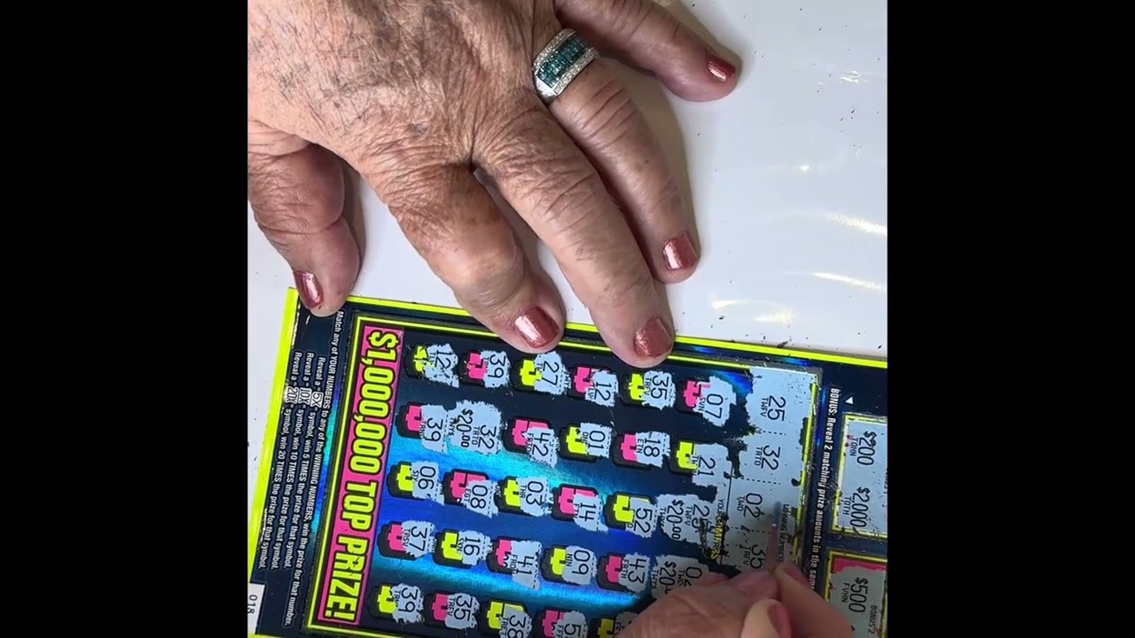 Doña Mari scratches tickets de hoy martes 