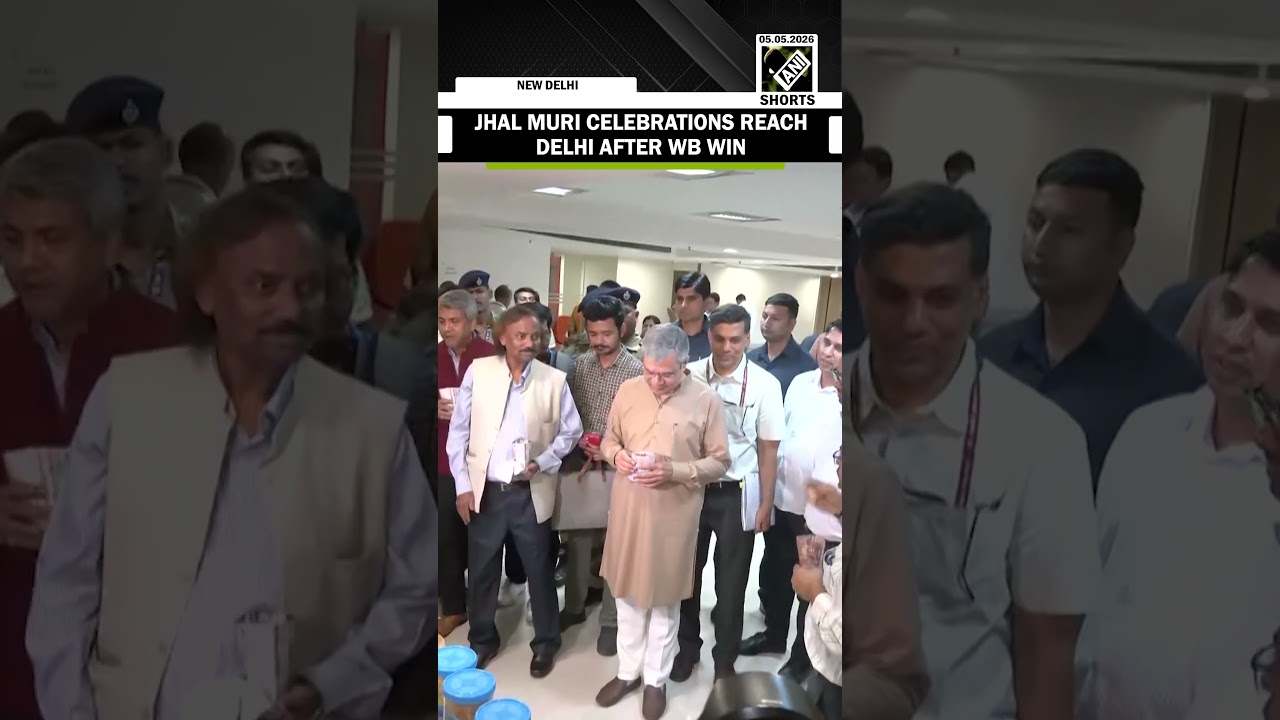 JHAL MURI celebrations reach Delhi: Ashwini Vaishnaw enjoys snack after cabinet briefing