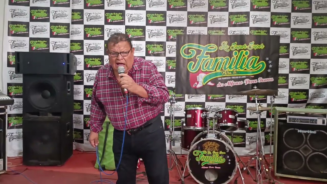 TROTAMUNDO  (COVER)   CANTA  ALFONSO PEREZ  (PERICO)