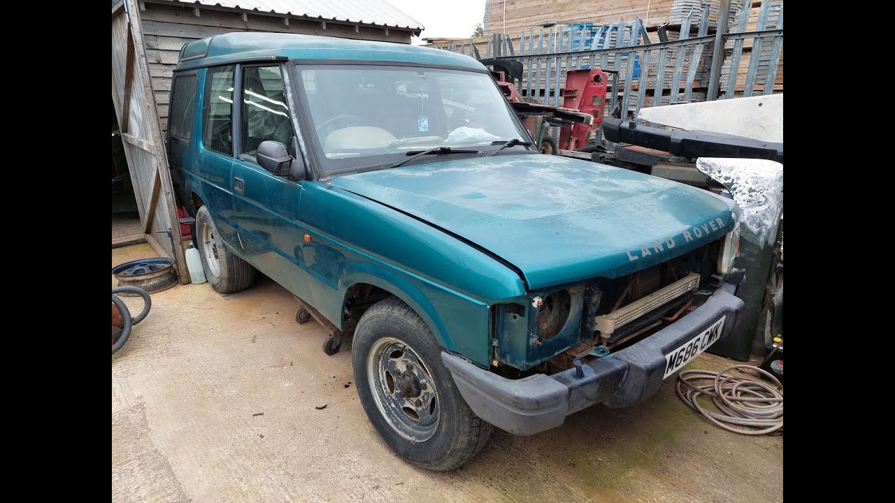 Discovery 300 TDI - RH Sill replacement, floor rebuild - ep6