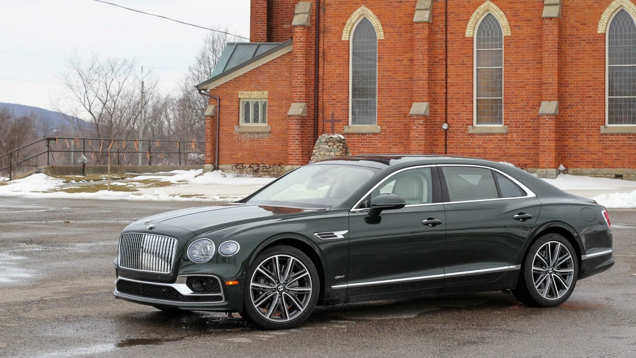 Bentley Flying Spur Hybrid 2022: Идеальное сочетание мощности и экономичности.