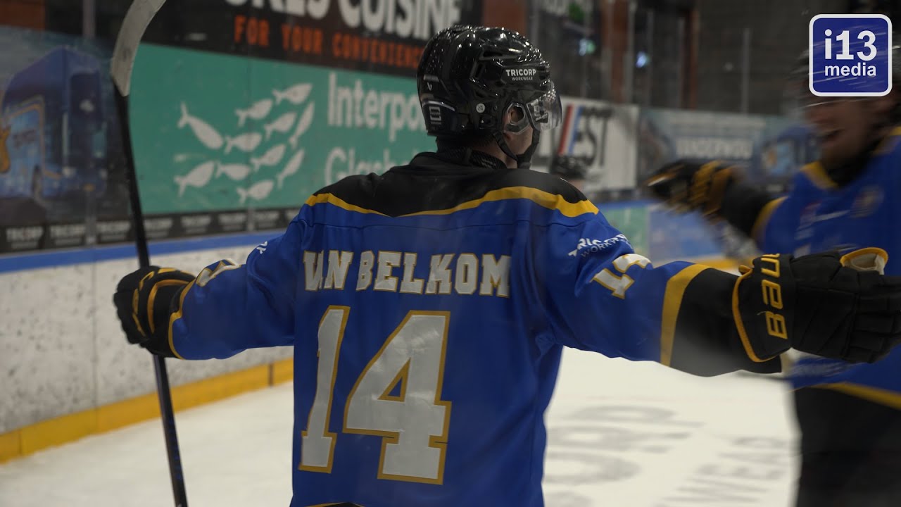 Donny van Belkom makes his debut in the Starting Six Trappers during an Oberliga match