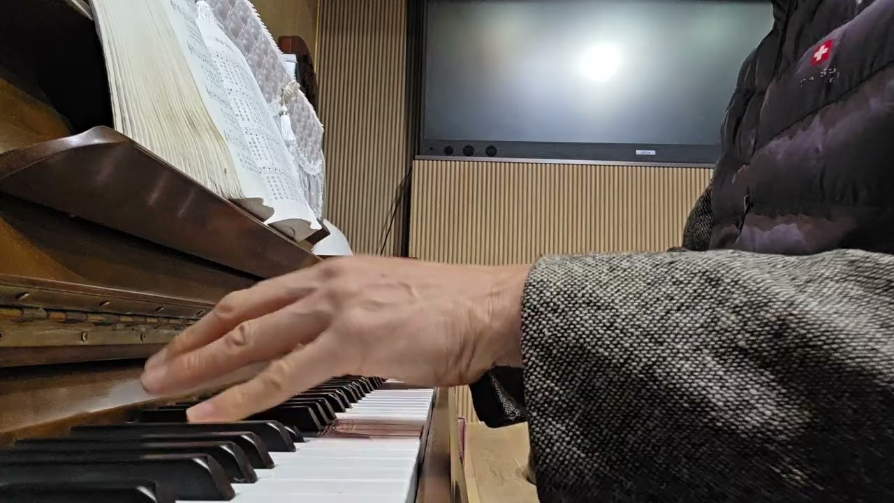 가시관을 쓰신 🪚스물 🐝네번째 🪚미가엘 누림🐝
