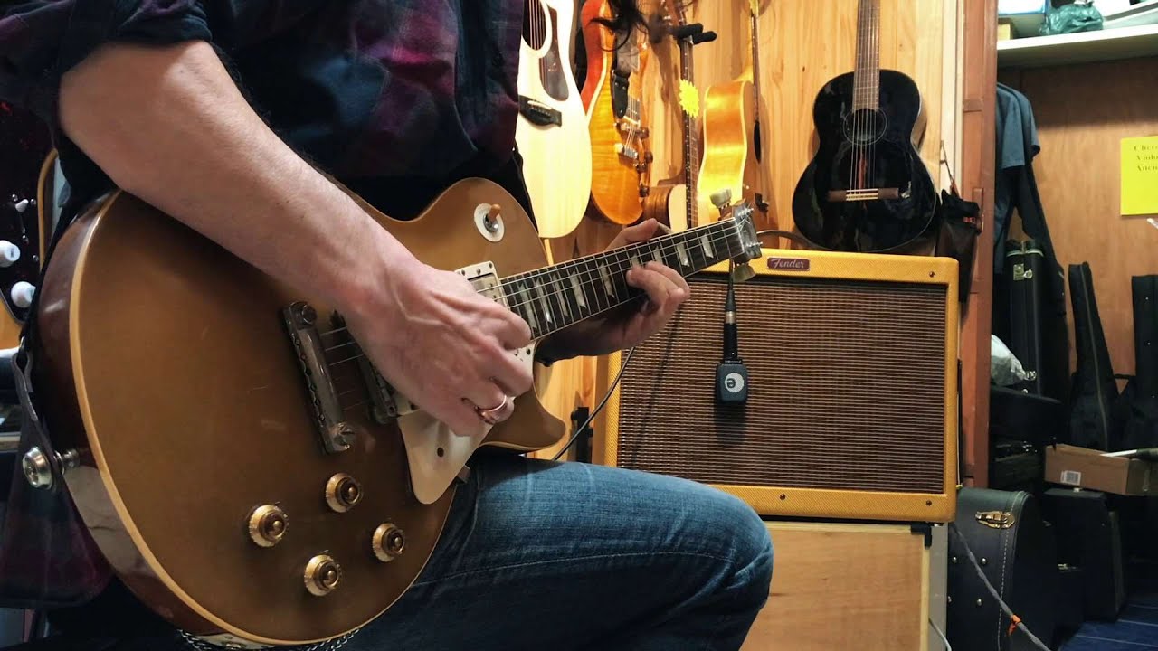 Upgrade on a Stock Fender Deluxe with Creamback and Preamp Mod (before and after)