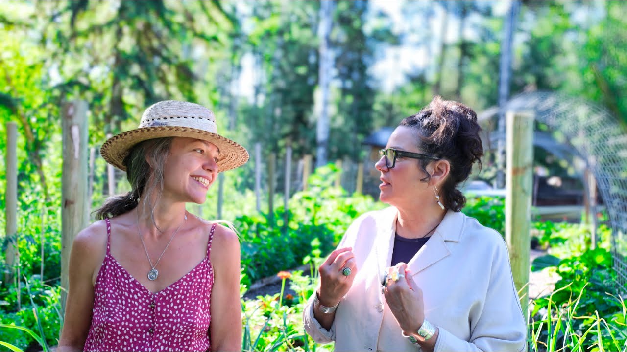 First Garden Tour of the Year… You’ll Never Guess Who Showed Up!