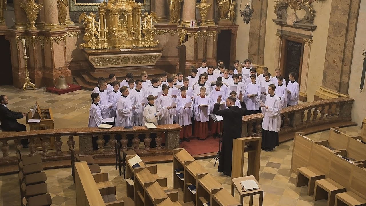 Jubilál a győri bencés kórus
