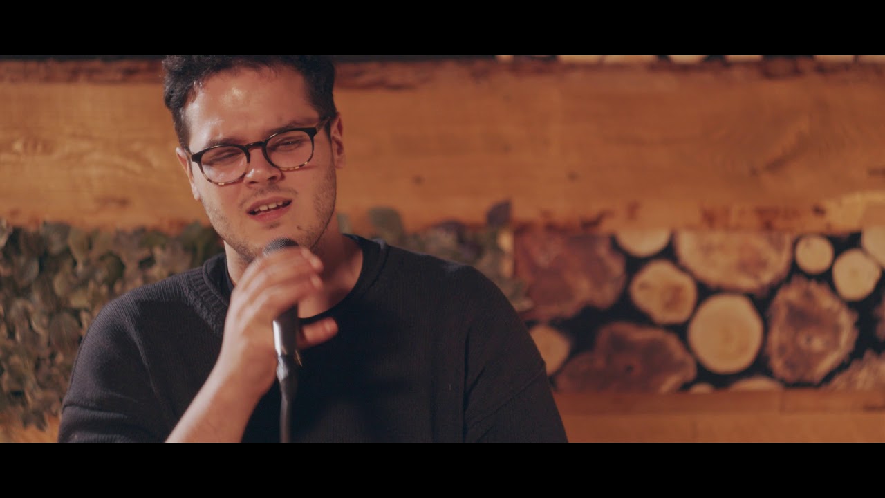 TALK2NIGHT - VÁLASZÚT - Akusztik Verzió (Pinewood Live Session)
