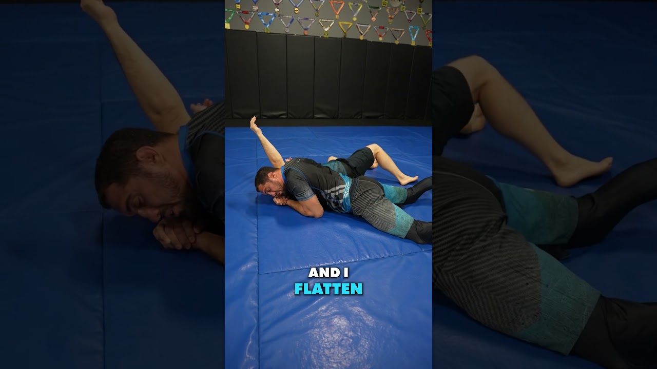 Вот приём с высоким процентом захвата, который стоит добавить в свой арсенал! #джиу-джитсу