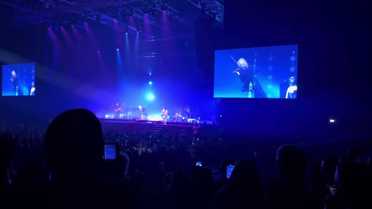 « Beauty and The Beast » performed by David Garrett & Band at Zénith Paris La Villette