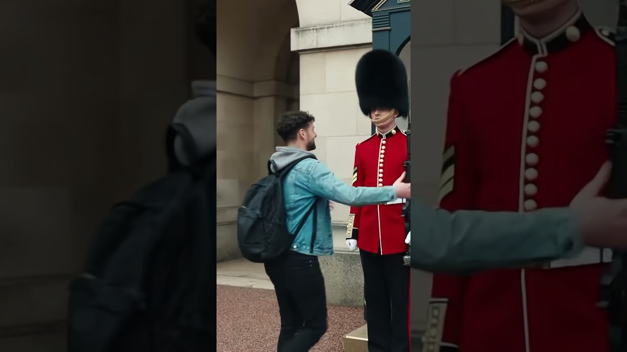 Guard SHOUTED &lsquo;DO NOT TOUCH!