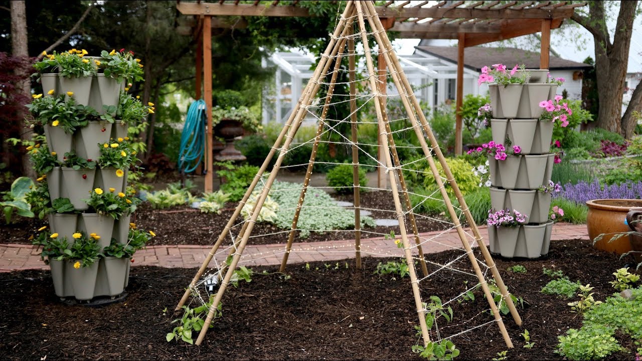 Planting a Strawberry & Supertunia Tower! 🍓🌸// Garden Answer