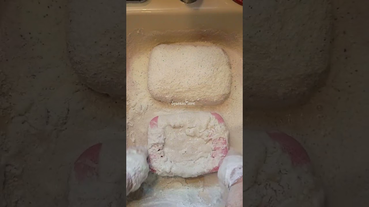 Pasty Goodness #fyp #spongesqueezing #cleantok #asmr #sponges 