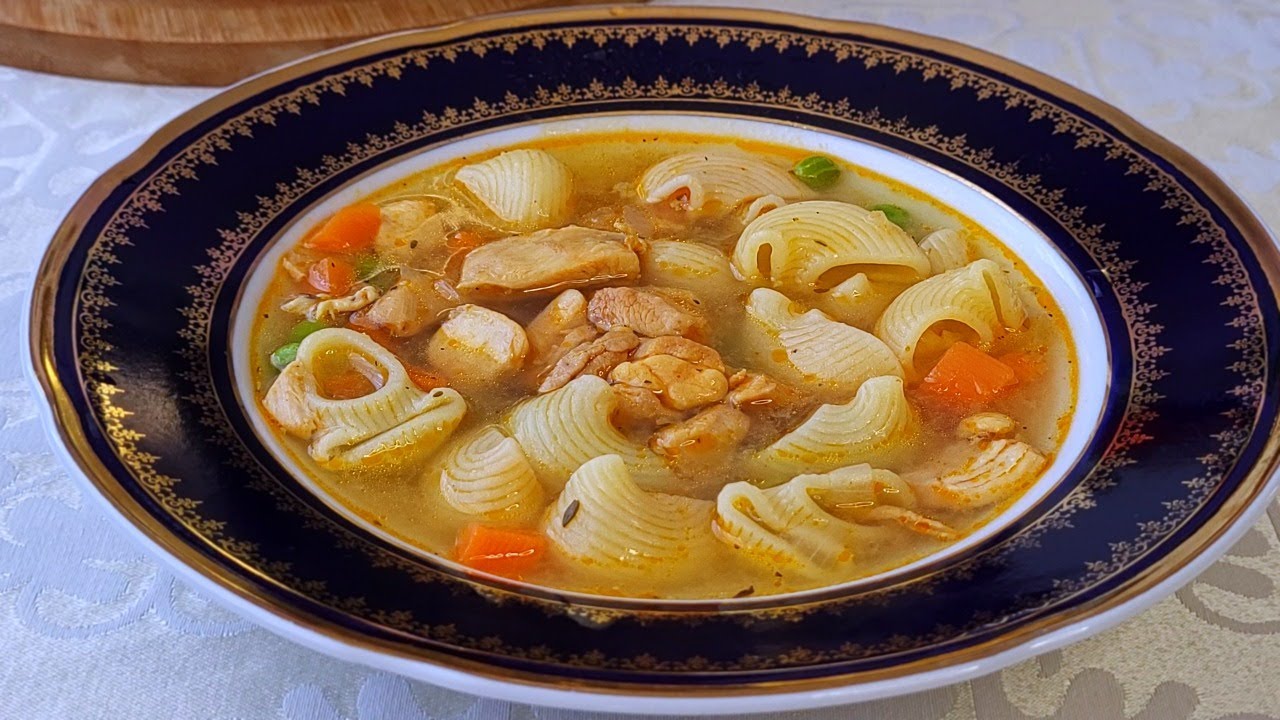 Domaća pileća juha s tjesteninom | Ukusan i jednostavan recept