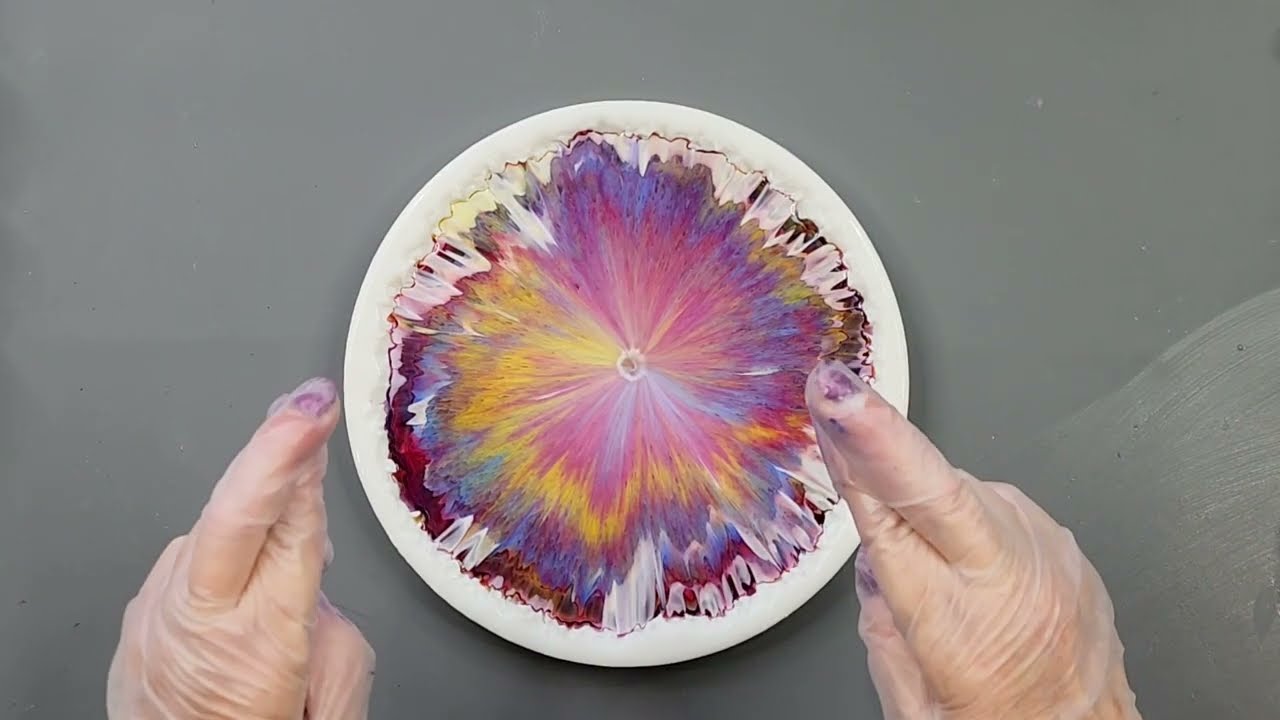 #2301 Невероятные эффекты в этой новой заливке из смолы «Starburst»