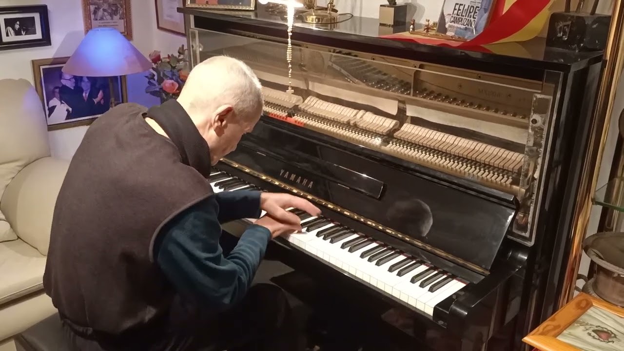 Felipe Campuzano:A Mariela Romero Cárdenas.❤️😜🎼🎵🎶🇪🇦