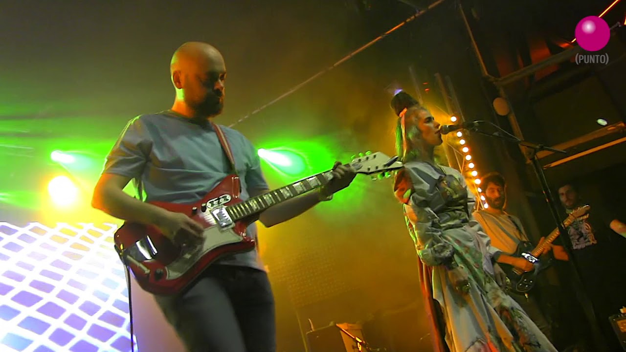 LOS PUNSETES - UNA PERSONA SOSPECHOSA @OchoYMedioClub 29/03/2019 @lospunsetes