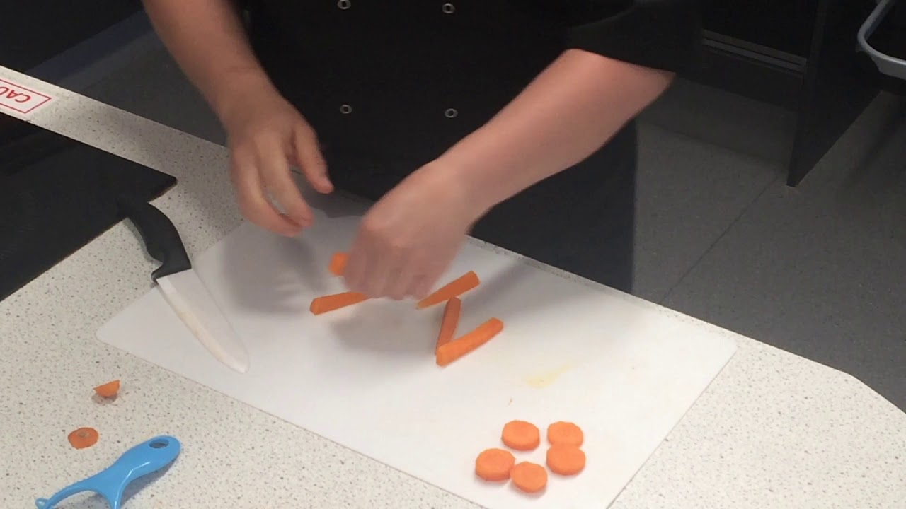 D/T Food: Knife Skills Masterclass