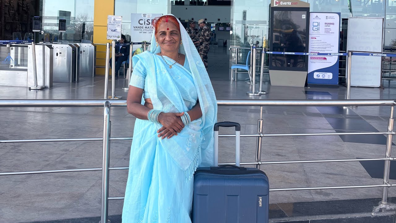 Mummy’s First Flight 