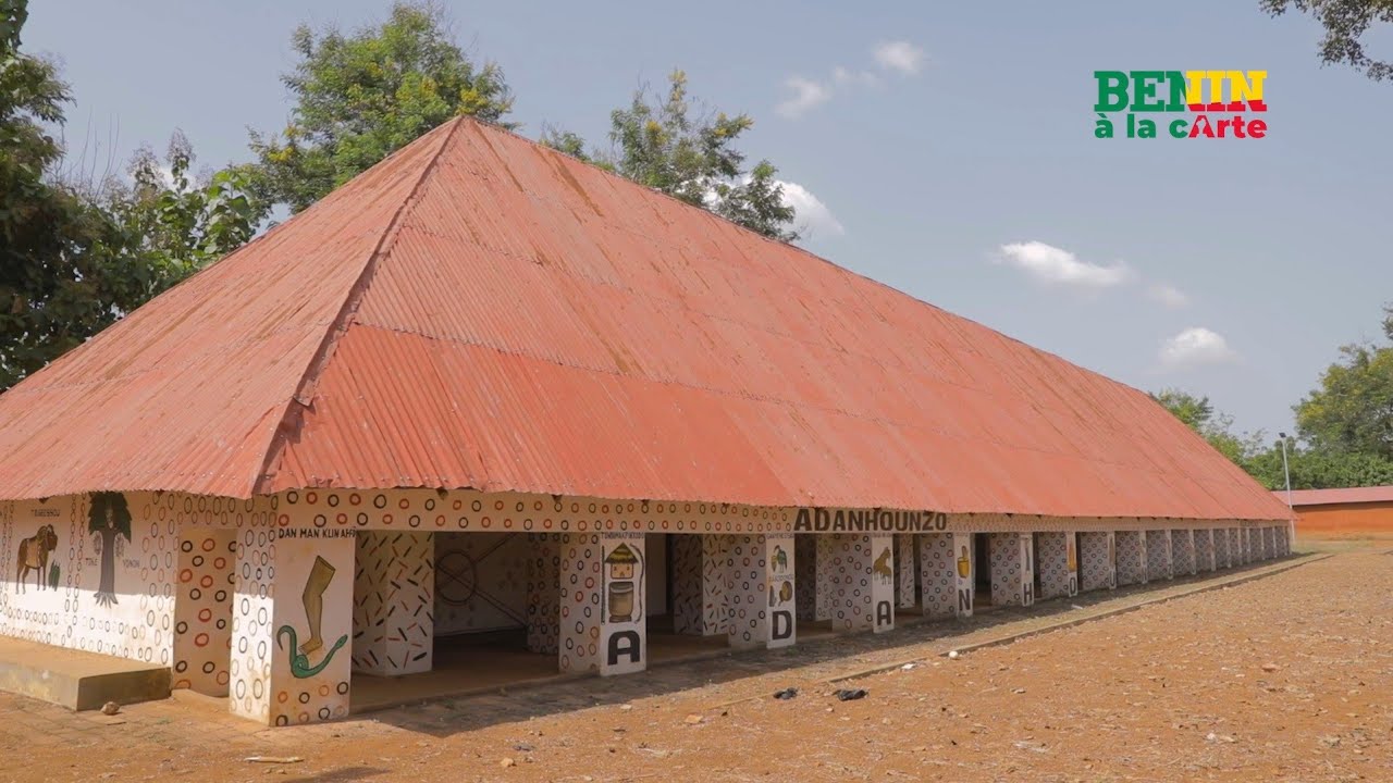 Patrimoine Vodoun à Abomey : Adanhounzo et Adomou, héritiers déifiés 🛐🇧🇯