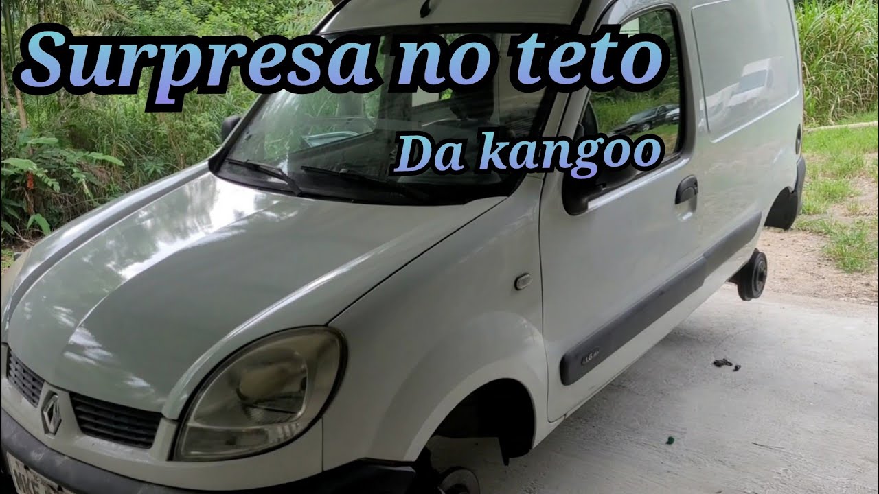 kangoo Ambulância na funilaria,  solda, massa, primer e tinta, tudo nesse vídeo