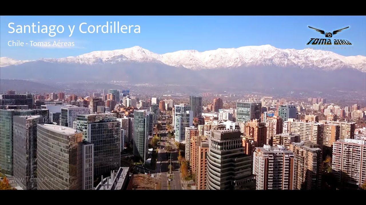 Santiago después de lluvia en 4k - Cordillera nevada y cielo limpio en la capital de Chile