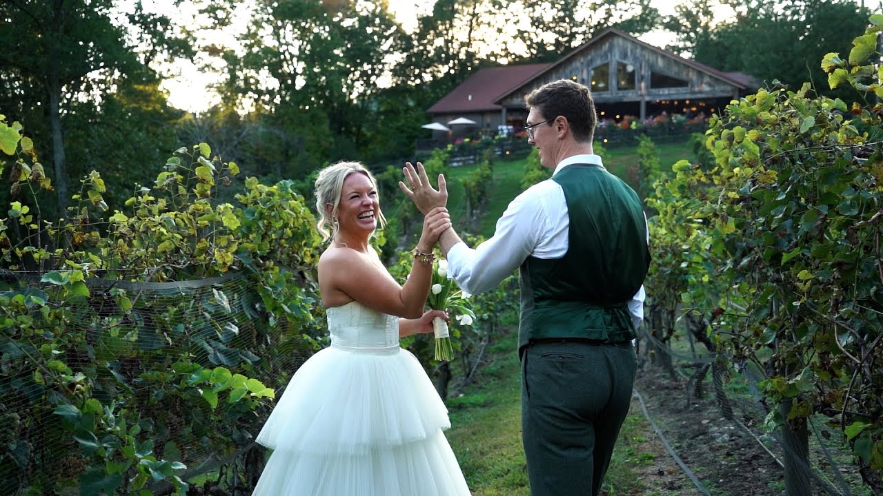 Katie & Taylor | The Vineyard at High Holly