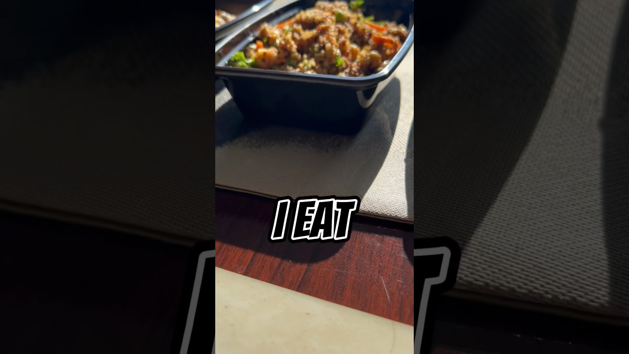 What I do everyday to stay lean and muscular … it’s that simple 