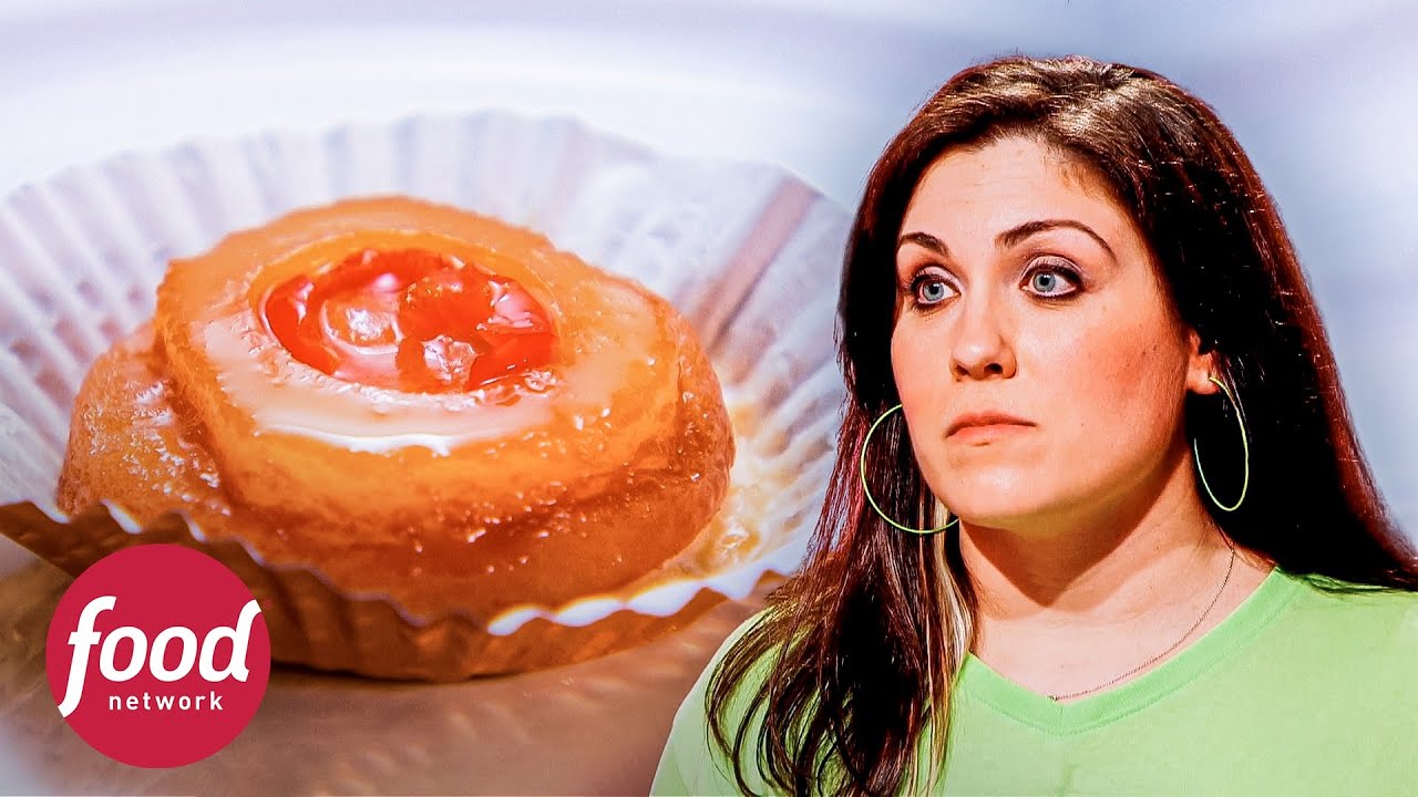 Cupcakes volteados la dejan fuera de la competencia | Cupcake Wars | Food Network Latinoam&eacute;rica