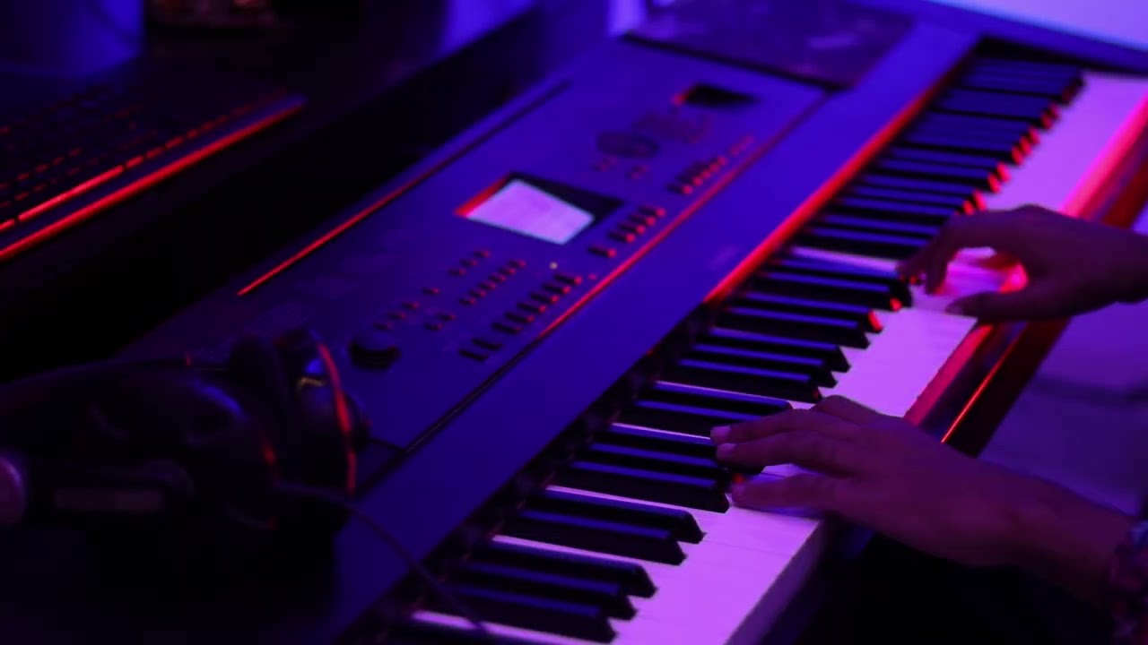 Jaane Dil Mein |Mujhse Dosti Karoge| Piano Cover by Divy Rohatgi