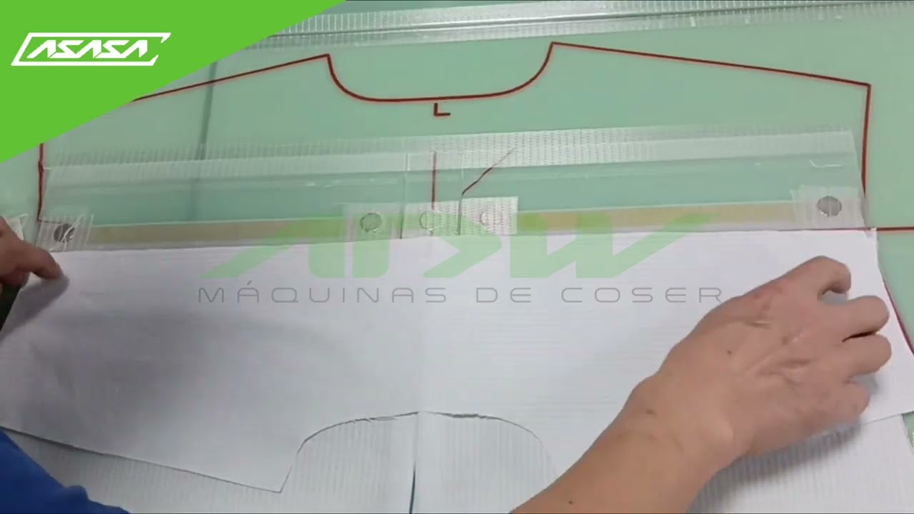 ¡Armado perfecto en segundos! Máquina patronadora colocando almilla con prensa automática ASASA