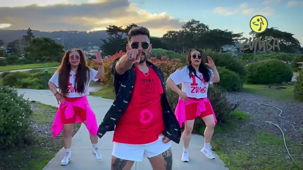 Porque El Amor Manda ♥️ - @americasierra5779  ✨ #zumba #zumbacoreo #zumbainstructor #mr ✨🫶♥️