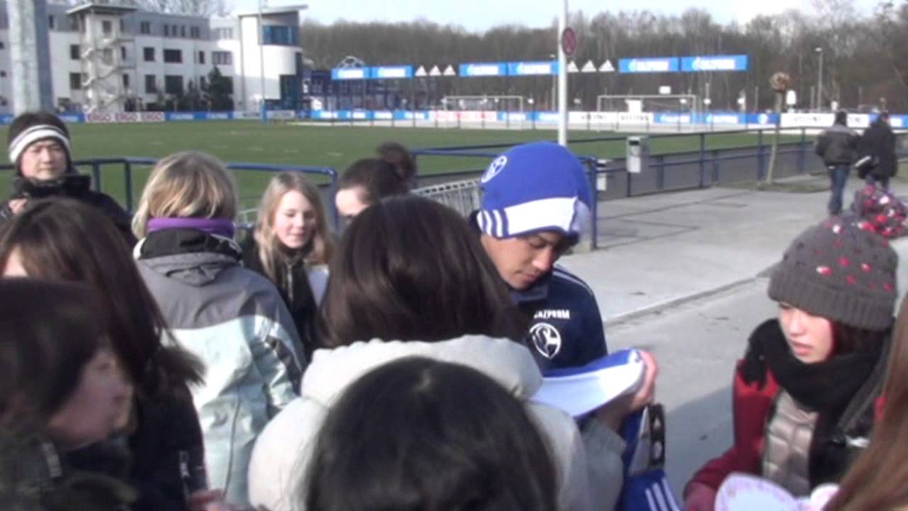 Uchida commes 内田篤人